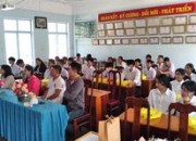 CT Công đoàn kết nối nhà hảo tâm tặng SGK lớp 10 cho Trường THPT Lương Thế Vinh, Đăkglei